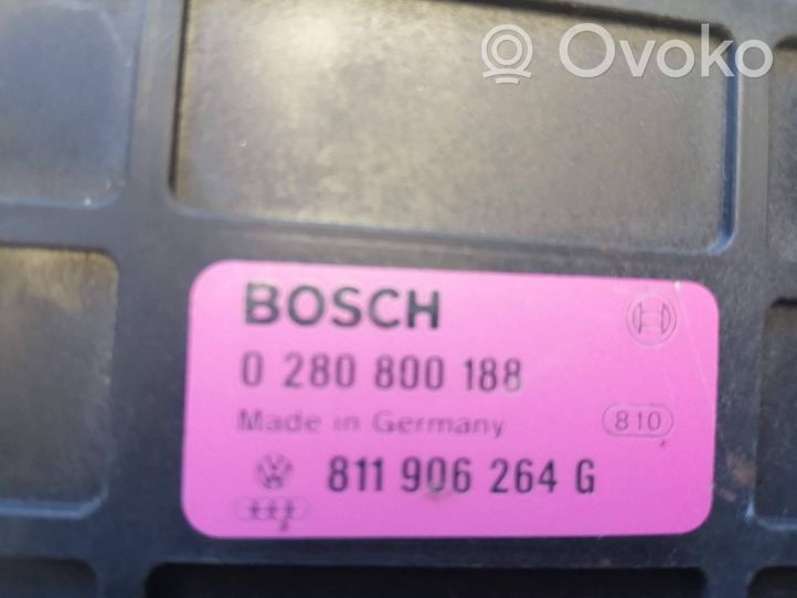 Audi 80 90 B3 Calculateur moteur ECU 811906264G