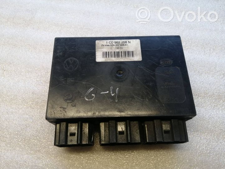 Volkswagen PASSAT B5 Comfort/convenience module 1C0962258N