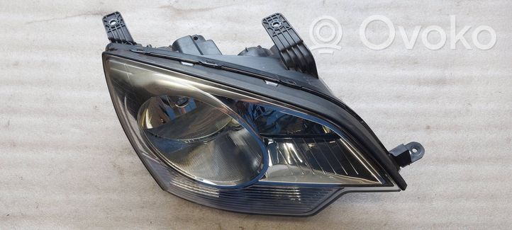 Opel Antara Lampa przednia 00024585