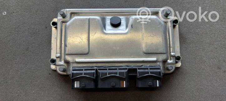 Citroen C2 Calculateur moteur ECU 0261207999