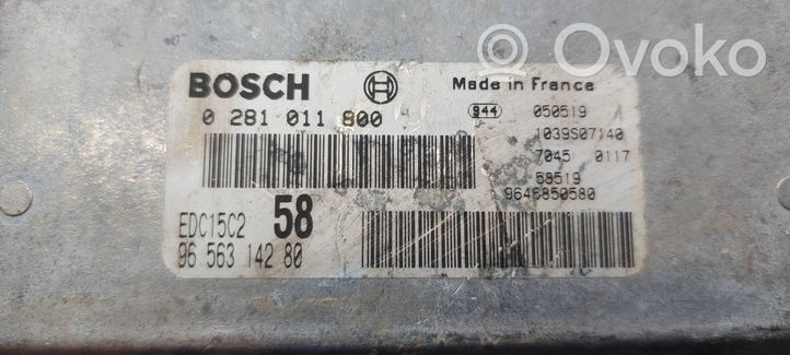 Citroen C8 Sterownik / Moduł ECU 0281011800