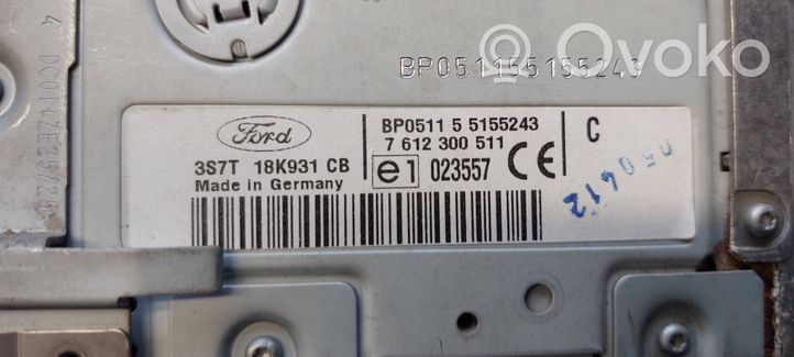 Ford Mondeo Mk III Radio/CD/DVD/GPS-pääyksikkö 3S7T18K931CB