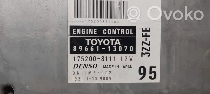 Toyota Corolla Verso AR10 Calculateur moteur ECU 8966113070