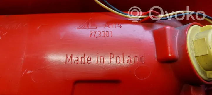 Audi Q7 4L Lampy tylnej klapy bagażnika 273301