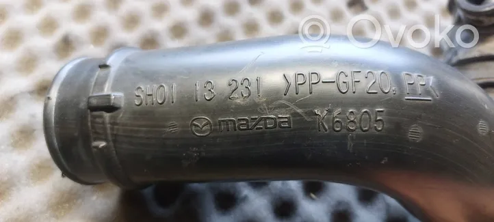 Mazda 3 III Parte del condotto di aspirazione dell'aria SH0113231