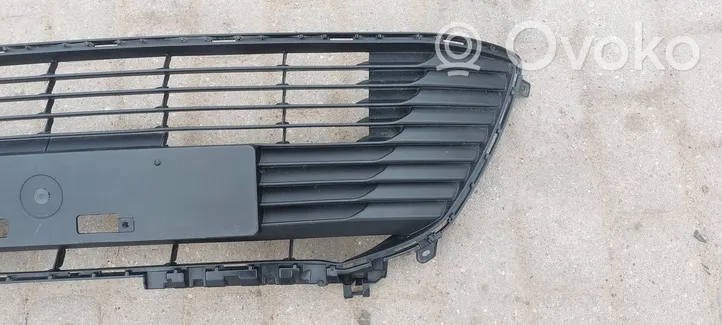 Toyota Corolla E210 E21 Grille inférieure de pare-chocs avant 5311202B50