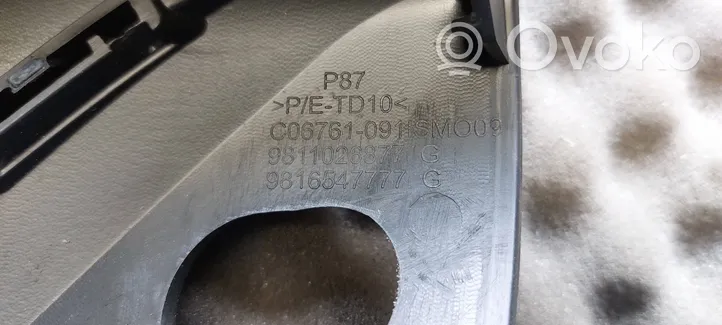 Peugeot 5008 II Narożnik zderzaka przedniego 9811026877