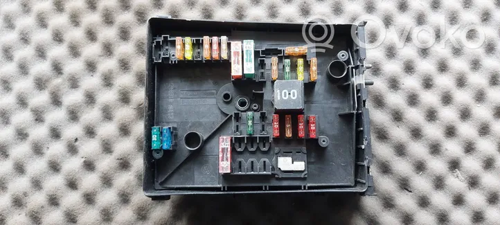 Volkswagen Caddy Fuse module 1K0937125D