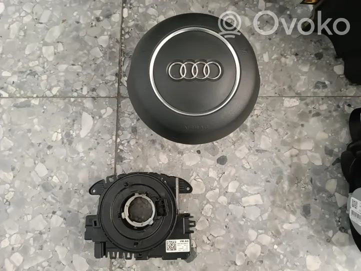 Audi A1 Oro pagalvių komplektas 158169