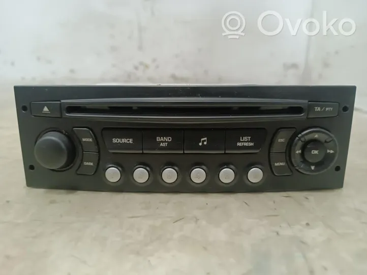 Citroen Berlingo Panel / Radioodtwarzacz CD/DVD/GPS 9666968177