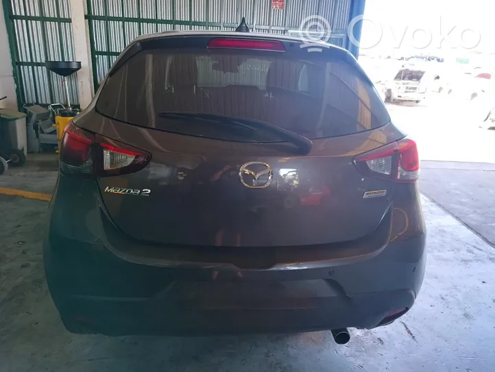 Mazda 2 Zderzak tylny 