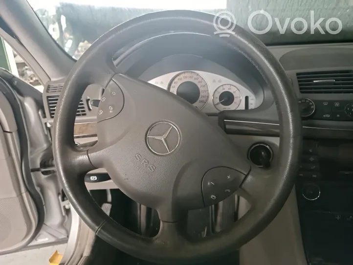 Mercedes-Benz E W211 Volante 