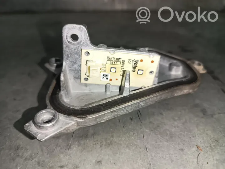 BMW X1 F48 F49 Centralina/modulo Xenon 90068145