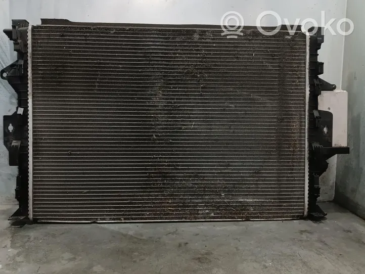 Volvo V40 Radiateur de refroidissement 31293689