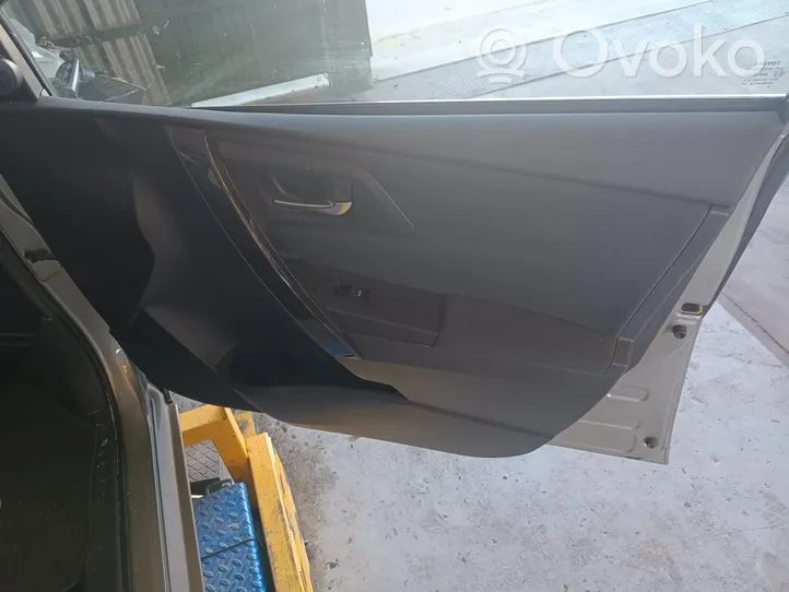 Toyota Auris E180 Rivestimento del pannello della portiera anteriore 