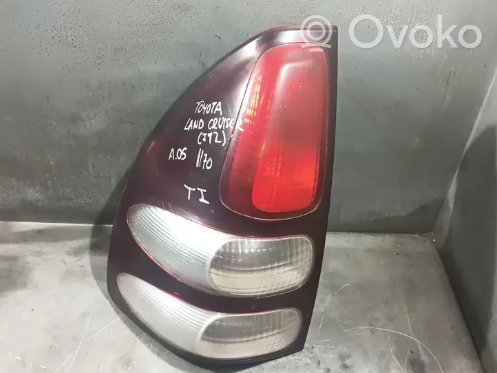 Toyota Land Cruiser (J120) Lampa tylna 