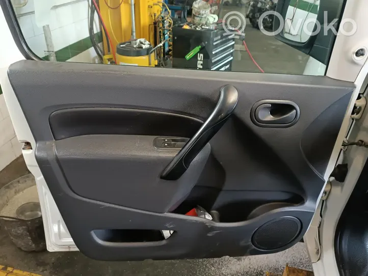 Renault Kangoo I Boczki / Poszycie drzwi przednich 