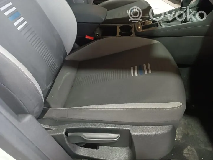 Seat Leon (5F) Front passenger seat 