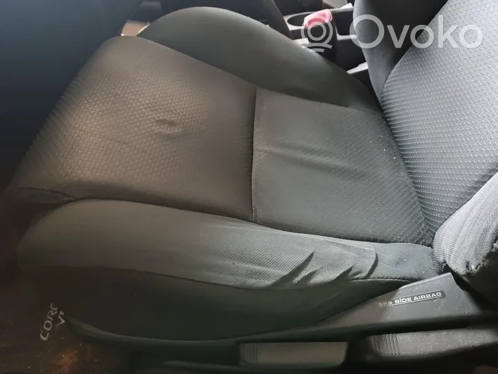 Toyota Corolla Verso AR10 Siège conducteur avant 