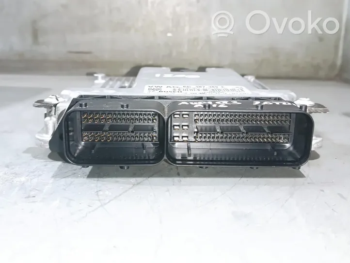 Audi Q3 8U Variklio valdymo blokas 04L907309K