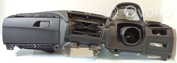 BMW 1 F20 F21 Panelė 021480