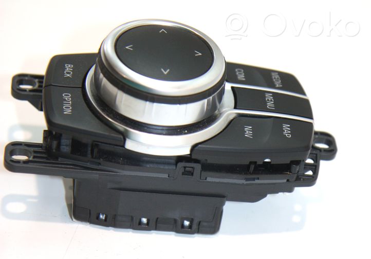 BMW 5 G30 G31 Moduł / Sterownik GPS 017343