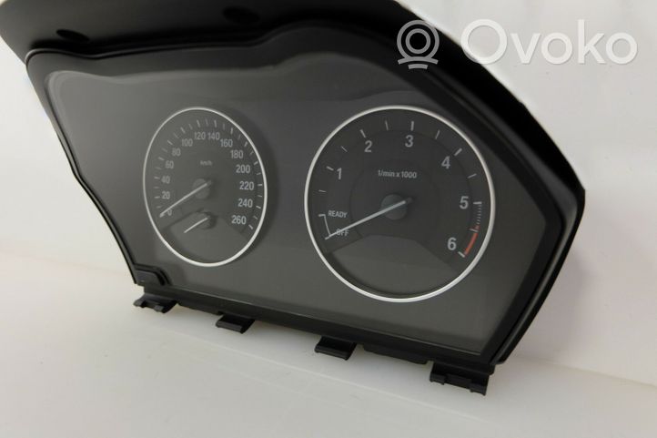 BMW 2 F45 Tachometer 000635