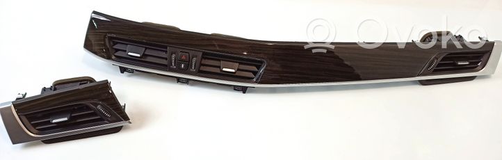 BMW X1 F48 F49 Dashboard trim 023604