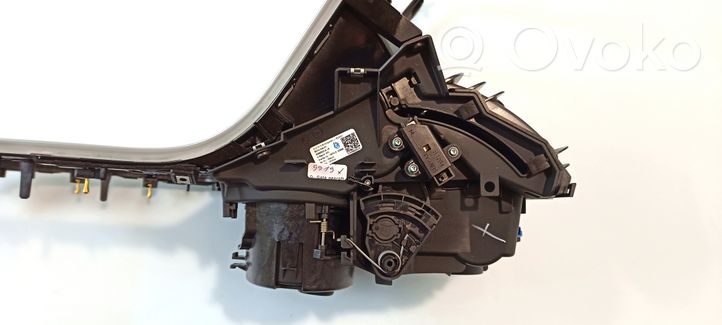 BMW M8 F91 F92 G14 G15 Embellecedor de la consola central 023615