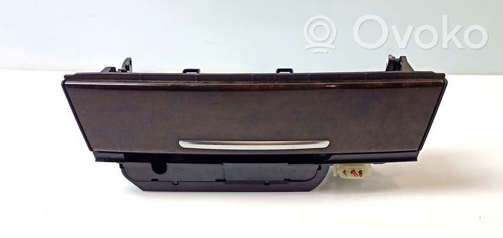 BMW 7 F01 F02 F03 F04 Etuosan tavaratilan säilytyslokero 023926