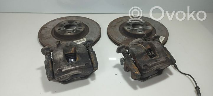 BMW 2 F45 Set dischi freno e pinze 019834