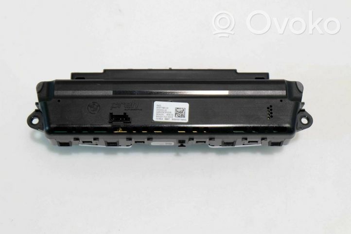 BMW 2 F46 Ilmastoinnin ohjainlaite 008456