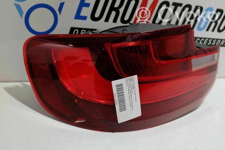 BMW M4 F82 F83 Feux arrière / postérieurs 004752