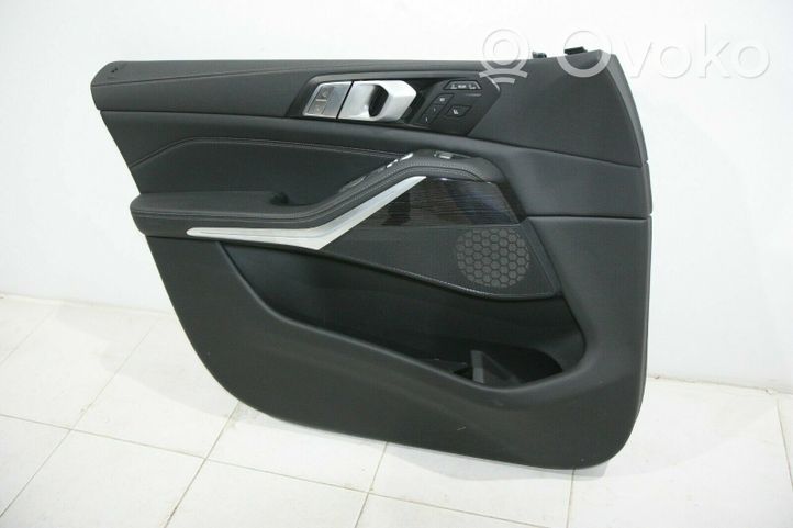 BMW X7 G07 Etuoven verhoilu 007472