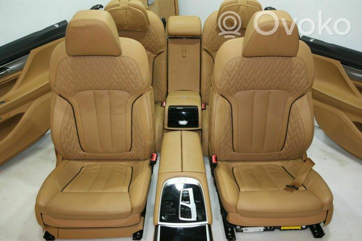 BMW 7 G11 G12 Fotele / Kanapa / Komplet 006103