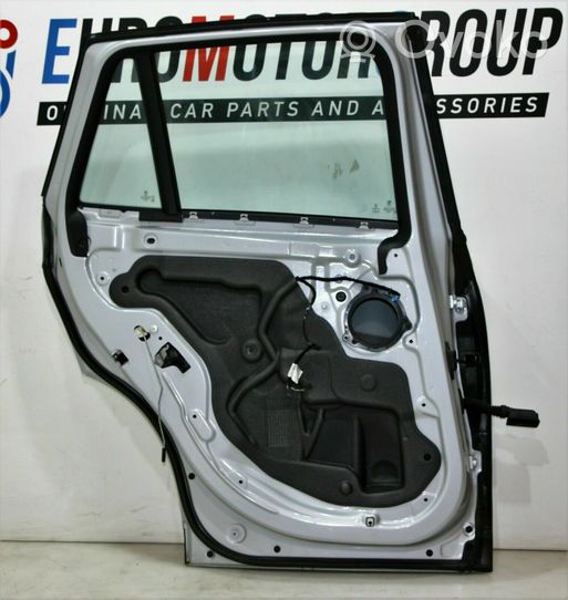 BMW X1 F48 F49 Rear door K003156