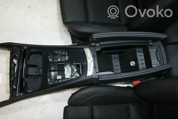 BMW 5 GT F07 Sėdynių komplektas K002504