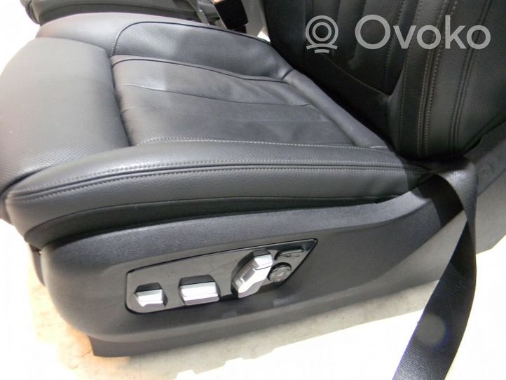 BMW 5 G30 G31 Set sedili C01060