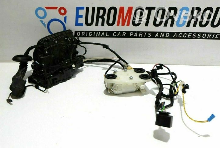 BMW X5 F15 Serratura portiera anteriore 005597