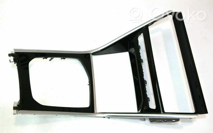 BMW 8 G14 Garniture de panneau console centrale 015354