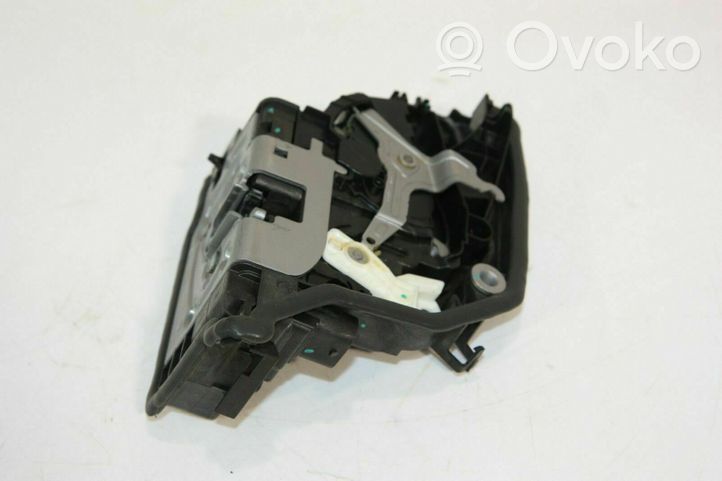 BMW 2 F45 Zamek drzwi tylnych K001811