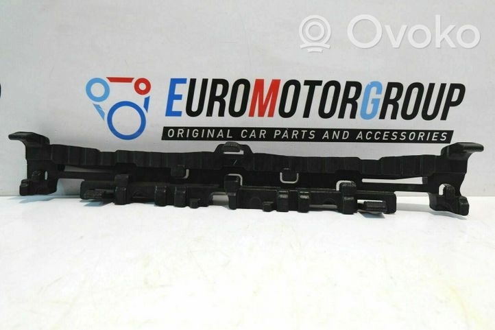 BMW 5 G30 G31 Priekinis sustiprinimas bamperio 005466