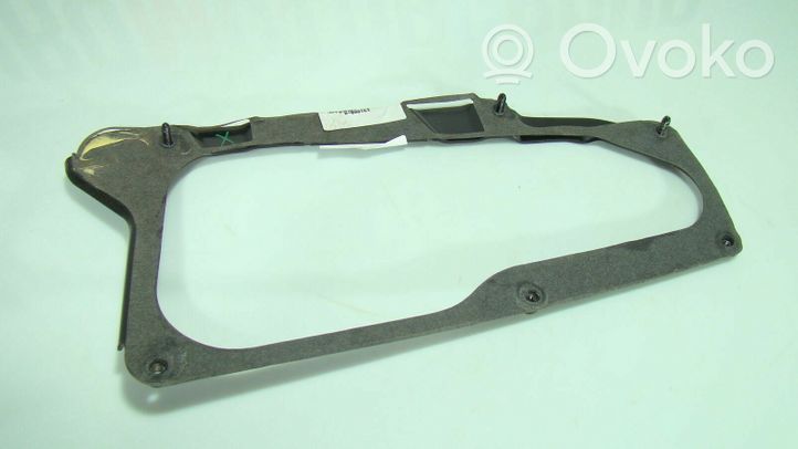 BMW 3 F30 F35 F31 Muu moottoritilan osa R003163