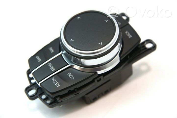 BMW 5 G30 G31 Unidad central de control multimedia 015511