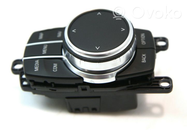 BMW 5 G30 G31 Controllo multimediale autoradio 015511