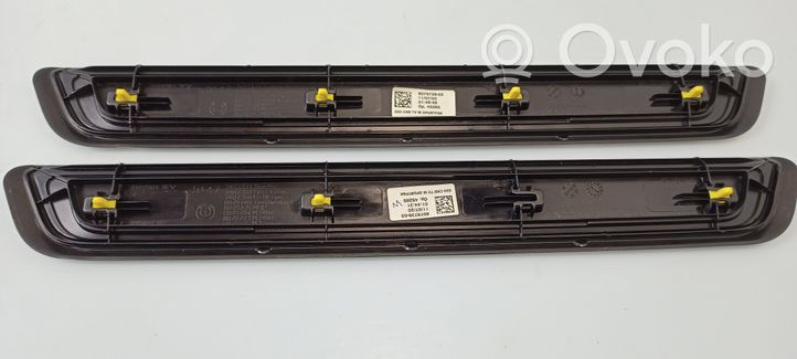 BMW 3 G20 G21 Etuoven kynnyksen suojalista 027233