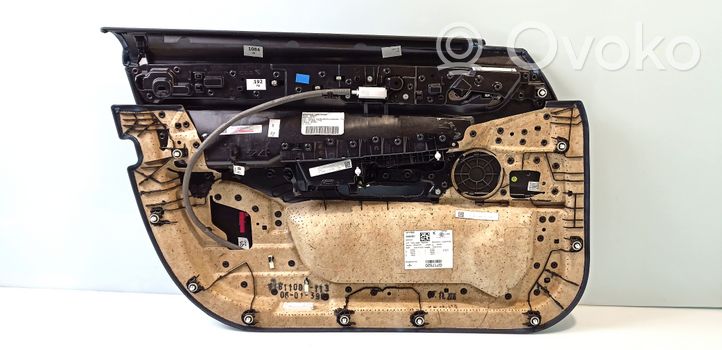 BMW 7 G11 G12 Boczki / Poszycie drzwi przednich 027498