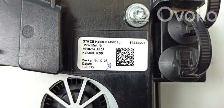 BMW 7 G70 Speedometer control unit/module 027380