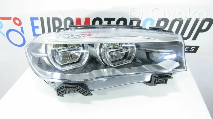 BMW X5 F15 Lampa przednia R00614