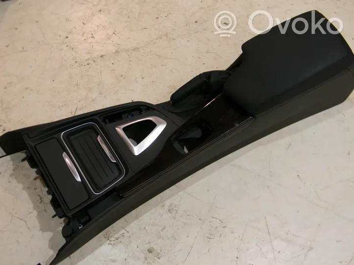 BMW 4 F32 F33 Center console C01380